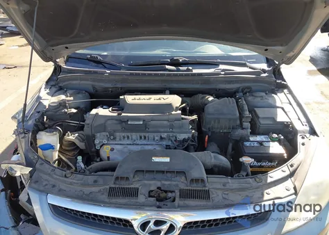 2010 Hyundai Elantra Touring Gls z USA, uszkodzony, nr VIN KMHDB8AE6AU084528